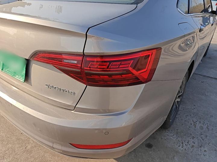Sagitar 2021 200TSI DSG Comfort Connected photo 7