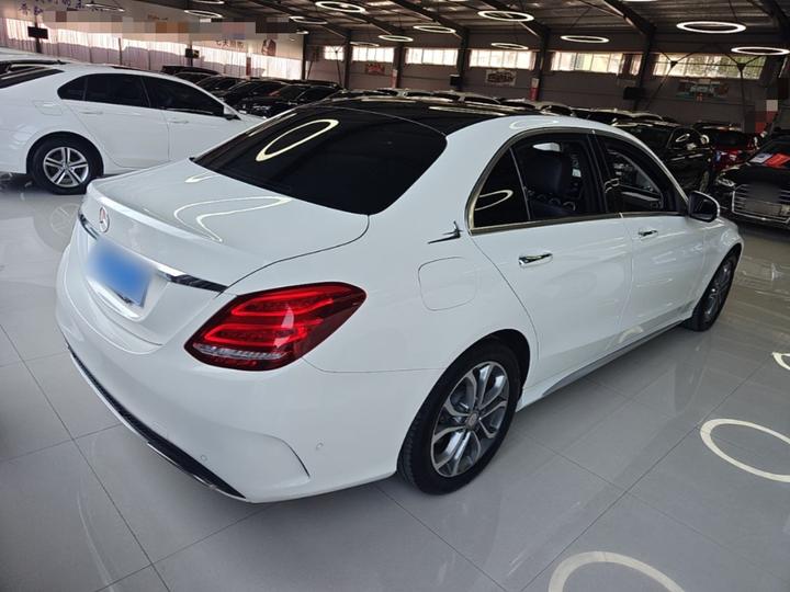 C-Class 2015 Facelift C 200 L Sport photo 4