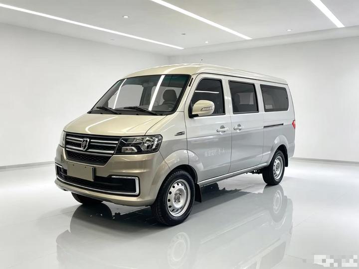 Jinbei Hiace X30 2024 1.5L Bus 5/6/7-Seater