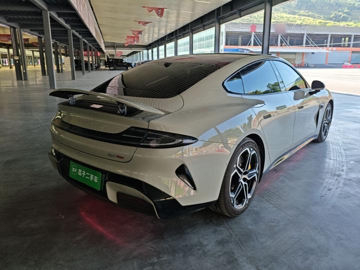 Xiaomi SU7 2024 AWD Extended Range High-end ADAS Max photo 4