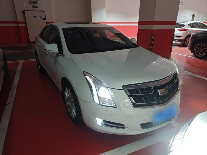 XTS 2017 28T Luxury photo 3