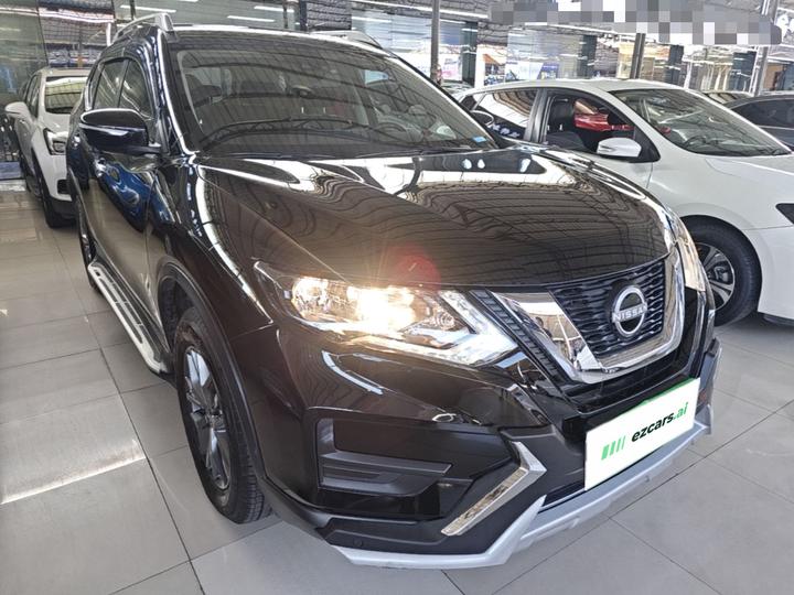 X-Trail 2025 2.0L RWD photo 3