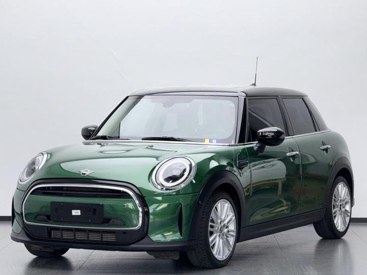 2022 1.5T COOPER Classic 5-Door