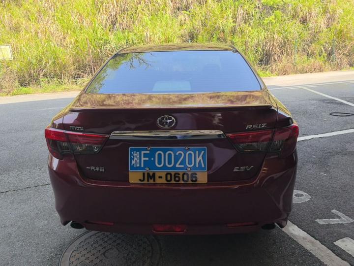 2013 2.5V photo 3