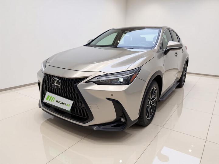 NX EV 2023 400h+