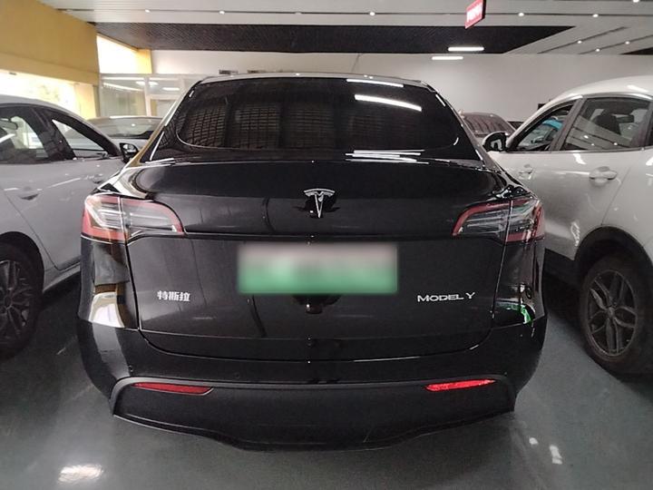 Model Y 2022 Facelift RWD photo 5