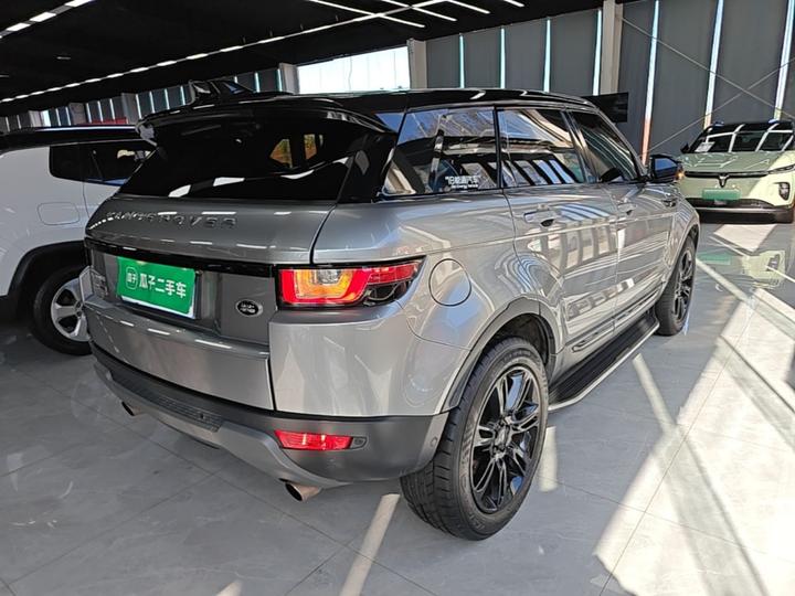Range Rover Evoque 2017 2.0T SE PLUS Smart photo 6