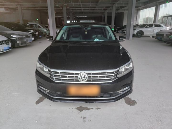 Passat 2017 330TSI DSG photo 2