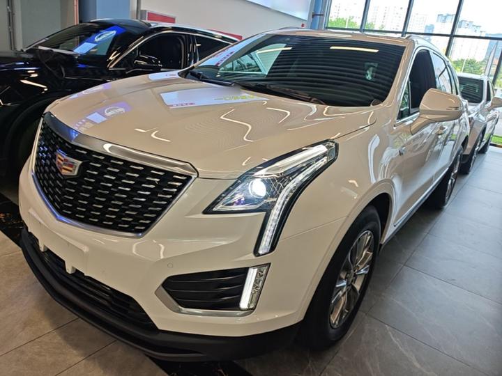 XT5 2022 2.0T RWD Luxury