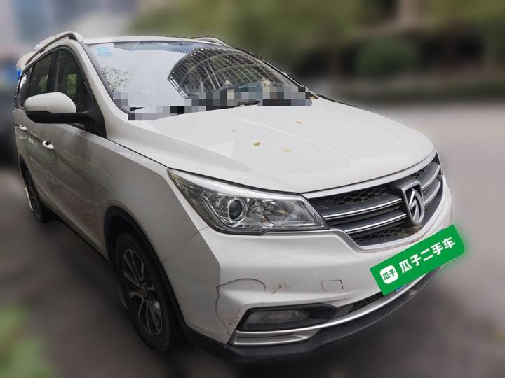 730 2019 1.5L MT Fashion 7-Seater China VI photo 3