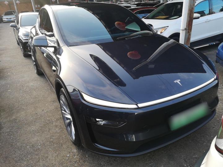 Model Y 2026 Facelift Long Range RWD photo 2