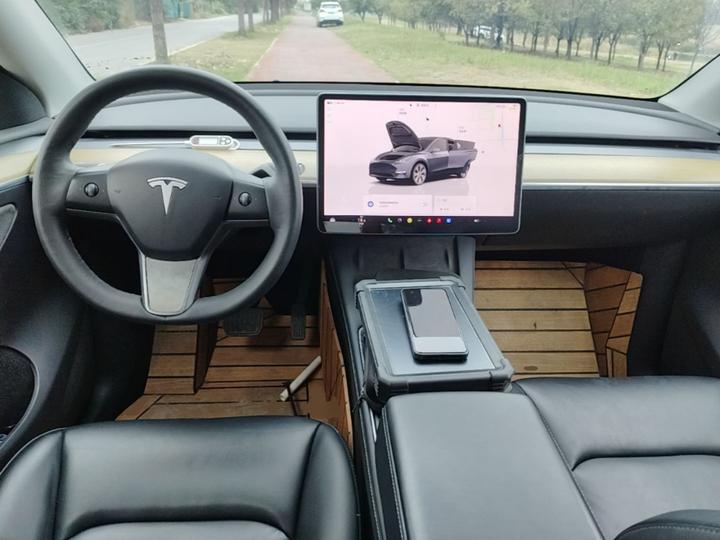 Model Y 2022 Facelift RWD photo 5