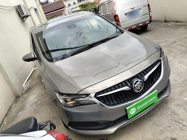 GL6 2019 18T 6-Seater Luxury China VI photo 3