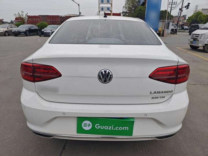 Lamando 2019 230TSI DSG China V photo 3