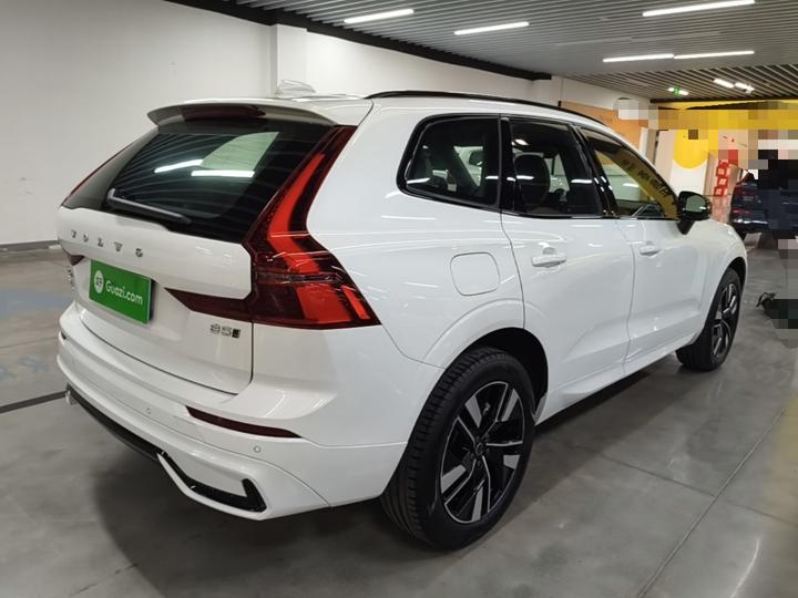 XC60 2026 B5 AWD Sport photo 4