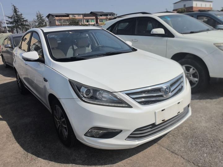Eado 2016 1.6L AT photo 3