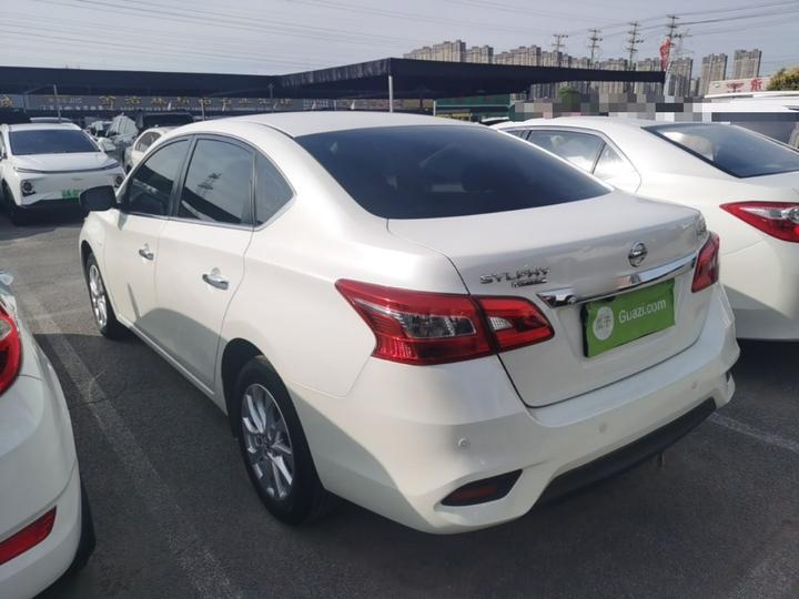 Sylphy 2022 Classic 1.6XE CVT Comfort photo 4