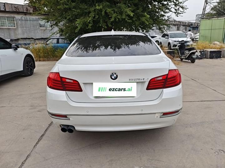 5 Series 2017 525Li Leading photo 5