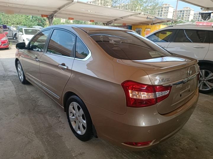 A60 2014 1.6L AT Luxury photo 4