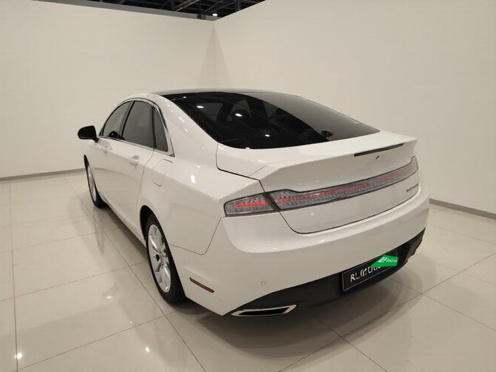 MKZ 2014 2.0T photo 4