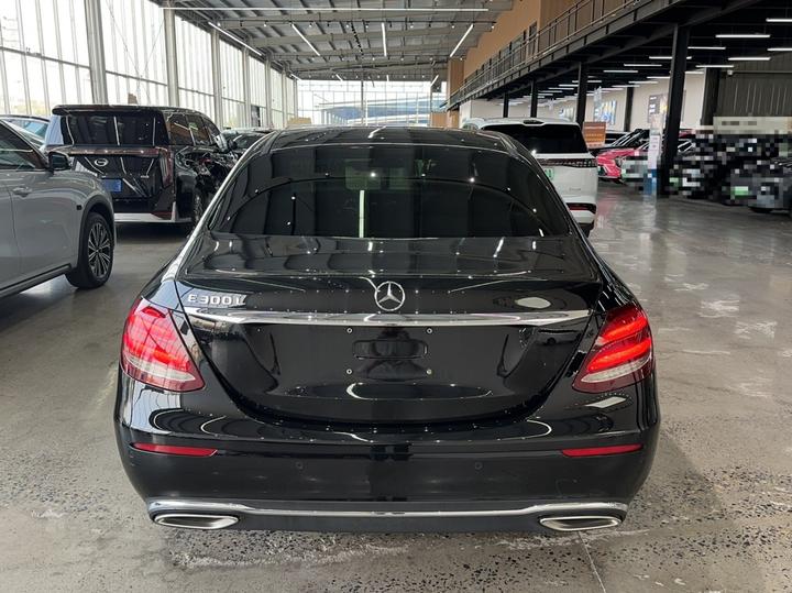 E-Class 2020 Facelift E 260 L photo 5