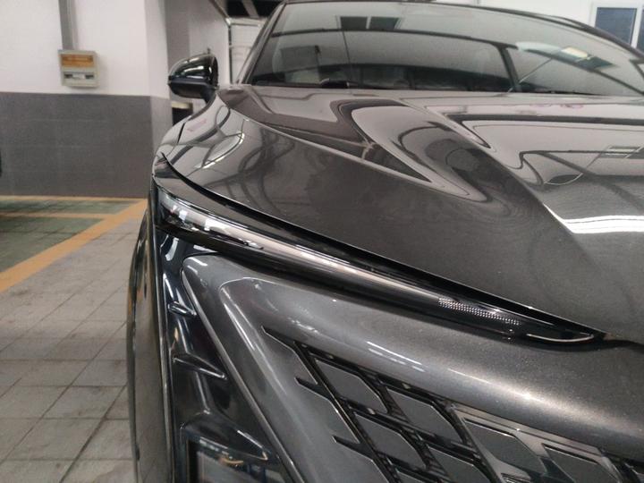 UNI-T 2022 1.5T Sport Flagship photo 7