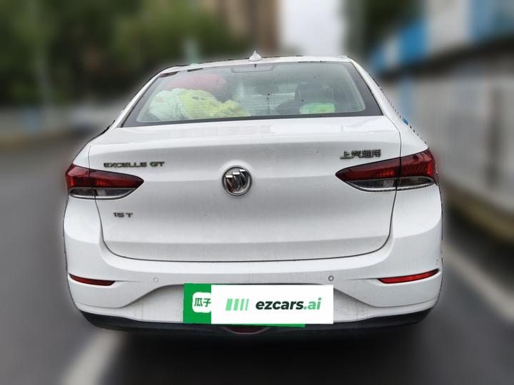 Excelle 2019 15T DCT Elite China VI photo 3