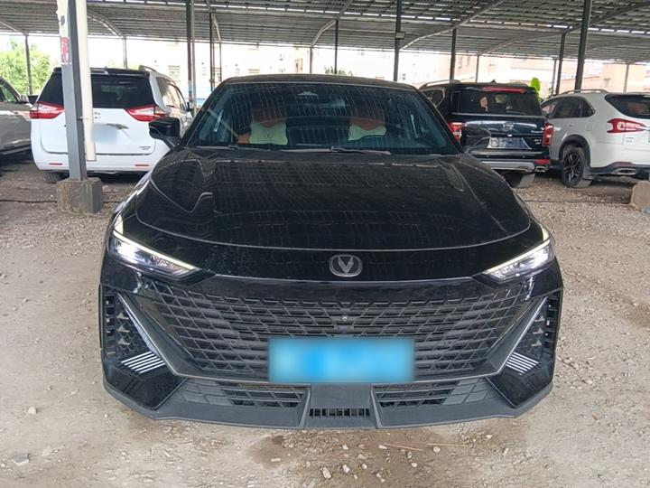 UNI-V 2022 1.5T Pilot photo 2