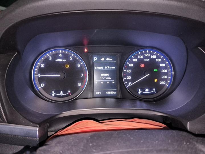 Mistra 2016 1.8L AT Premium DLX photo 8