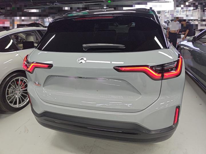 ES6 2020 610KM Performance photo 3