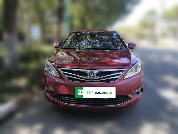 Eado 2014 1.6L MT Luxury photo 2