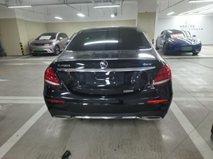 E-Class 2018 Facelift E 200 L Sport 4MATIC photo 3