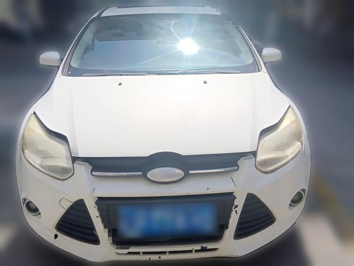 Focus 2012 Sedan 1.6L AT photo 2