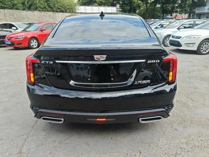 CT5 2023 28T Luxury Standard photo 3