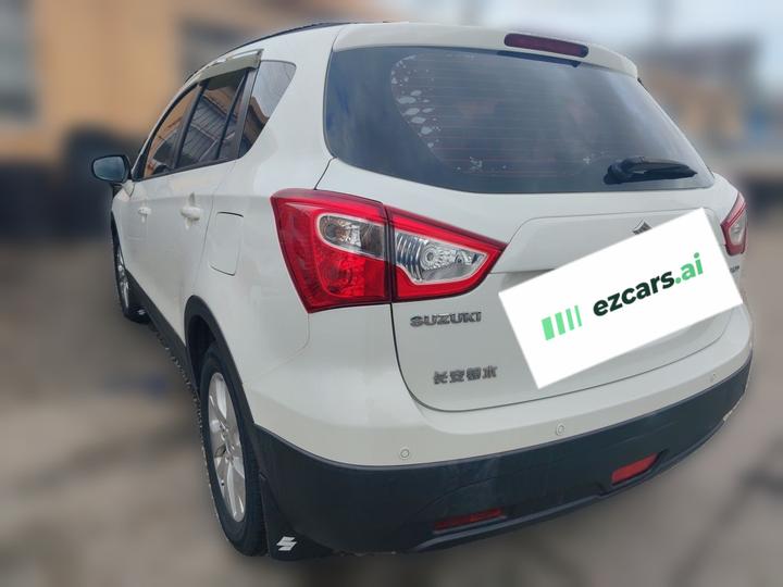 2014 1.6L MT RWD Progressive photo 4