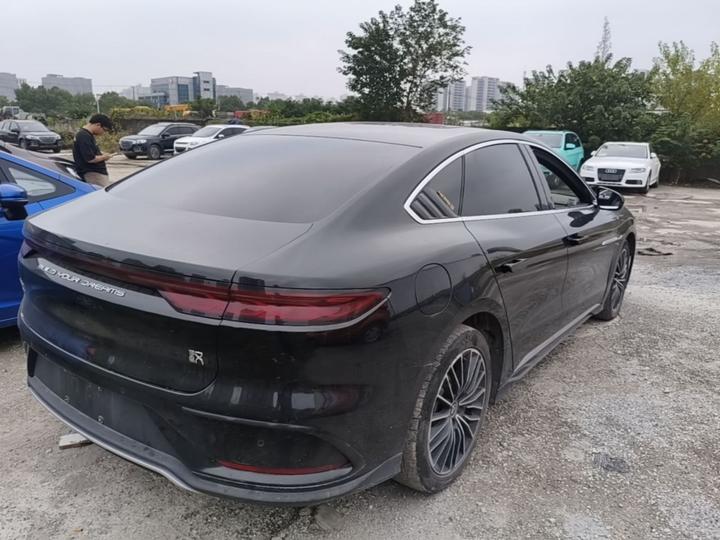 Han 2022 DM-i 121KM Exclusive photo 6