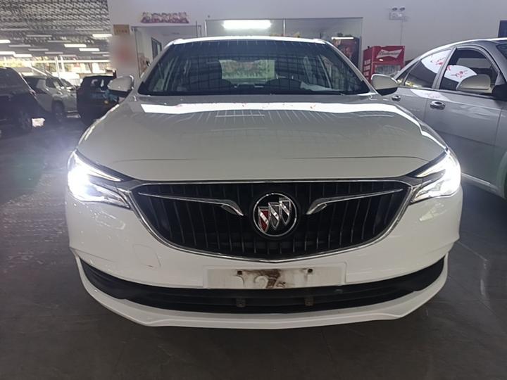 Excelle 2021 Facelift Classic 1.5L AT Elite photo 2