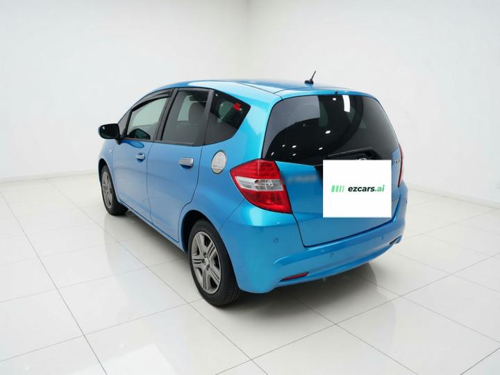 Fit 2011 1.3L MT Comfort photo 4