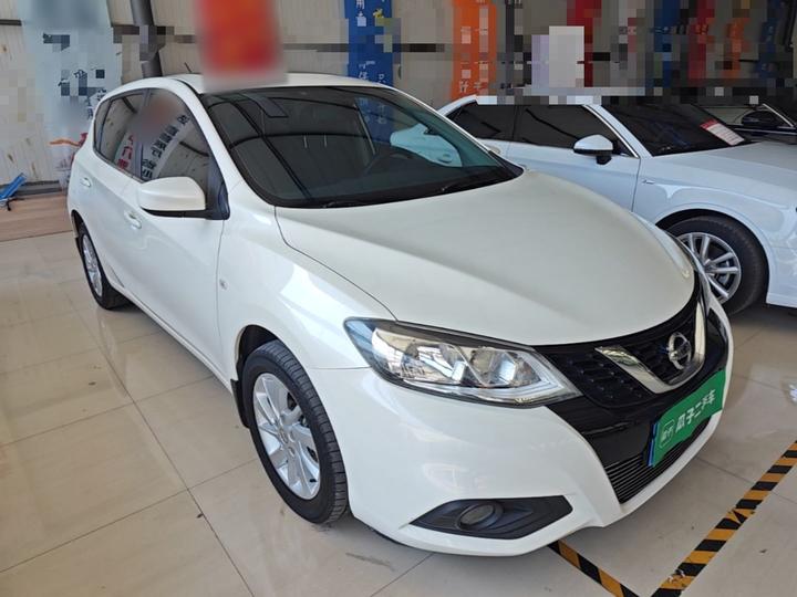 Tiida 2016 1.6L CVT photo 3