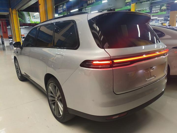 Leapmotor C16 2024 EV 520 Exclusive photo 4