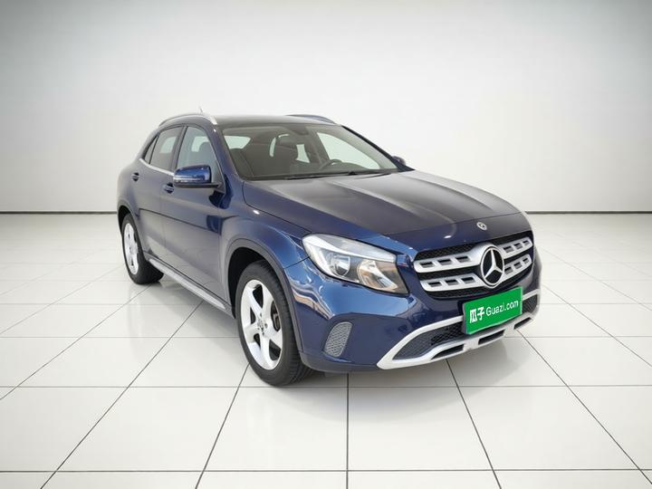 GLA 2018 GLA 200 Dynamic photo 3