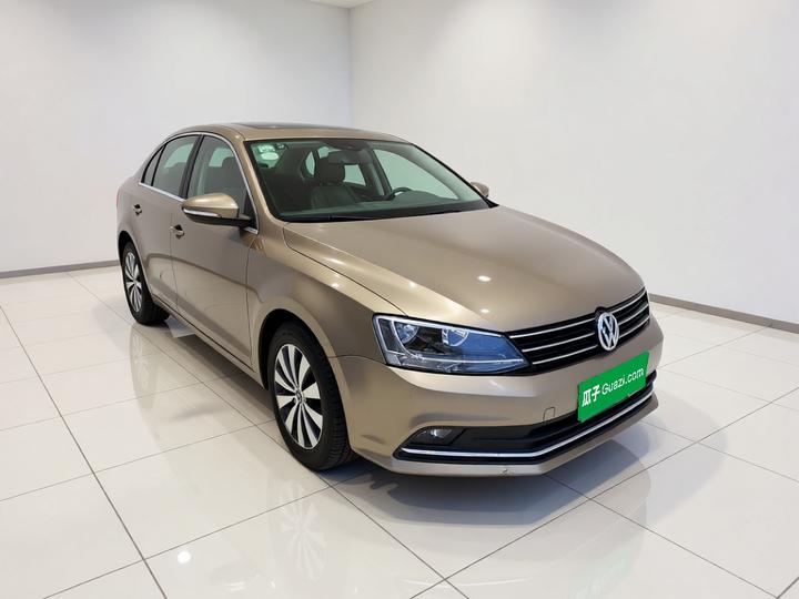 Sagitar 2018 180TSI DSG Exclusive photo 3