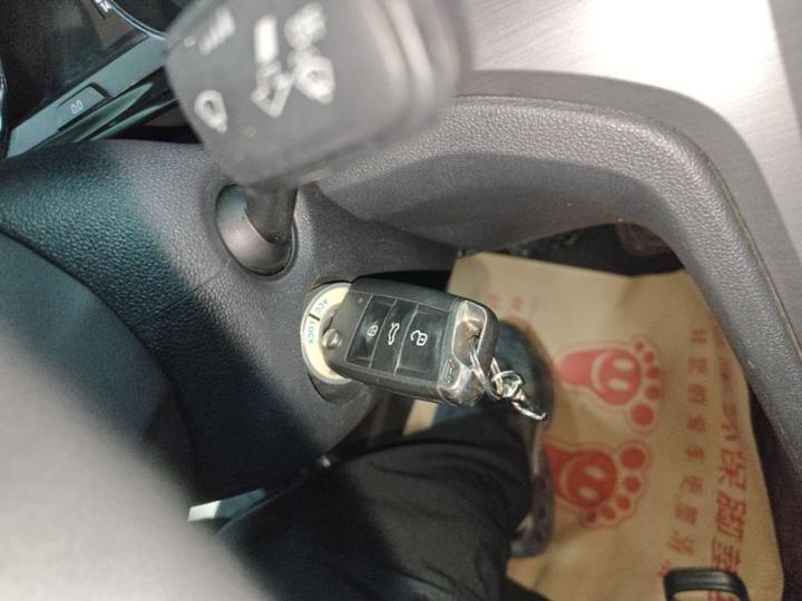 Lamando 2015 330TSI DSG Comfort photo 8