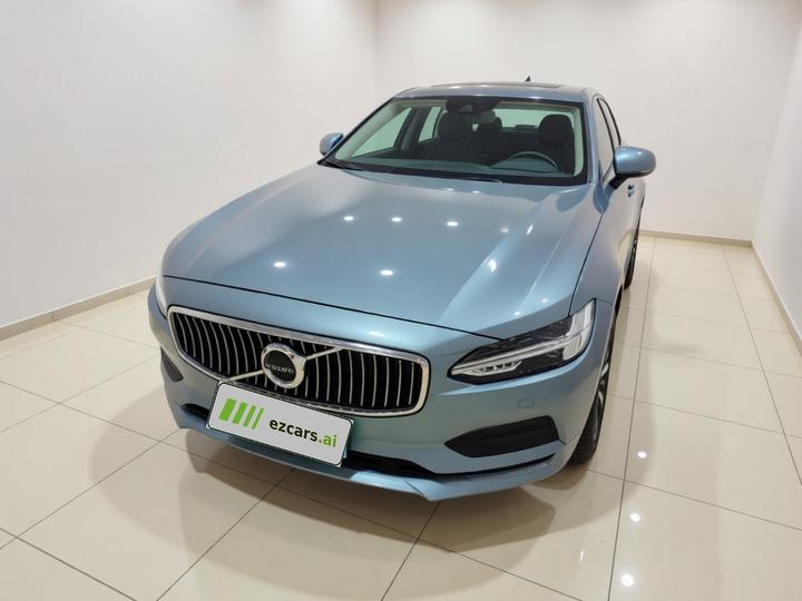 S90 2018 T5