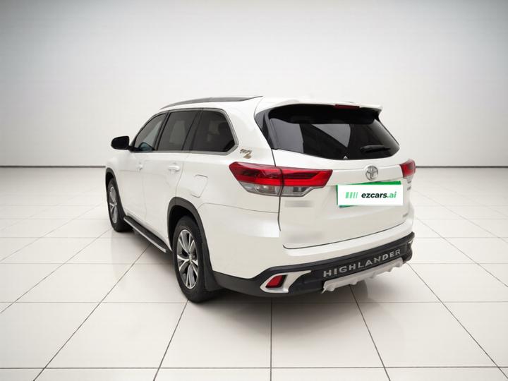 Highlander 2021 2.0T AWD Elite 7-Seater photo 4