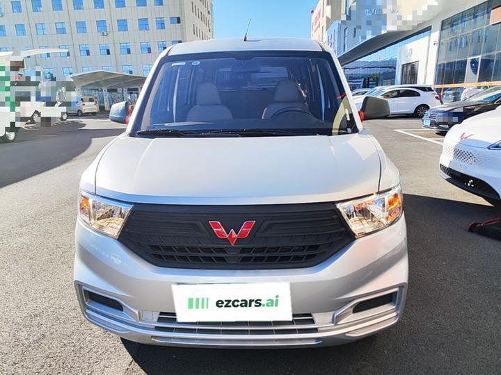 Wuling Hongguang V 2022 1.5L LAR photo 2