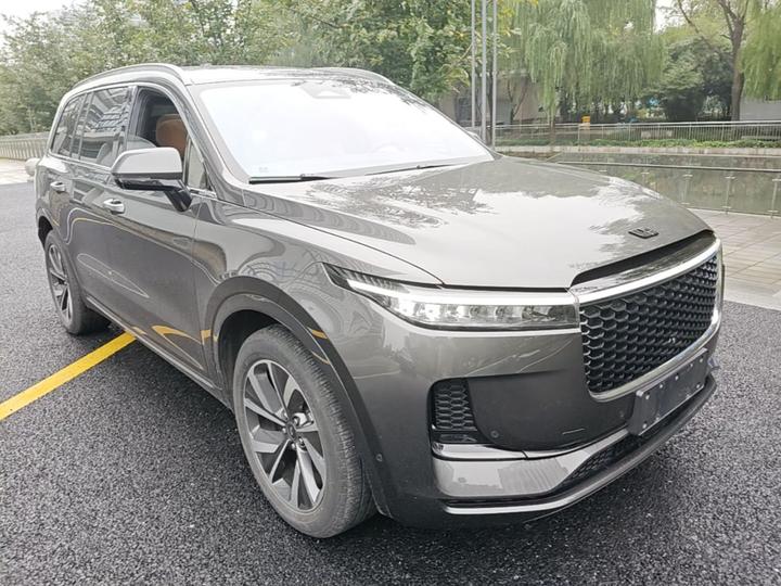 Li Auto ONE 2021 EREV 6-Seater photo 3