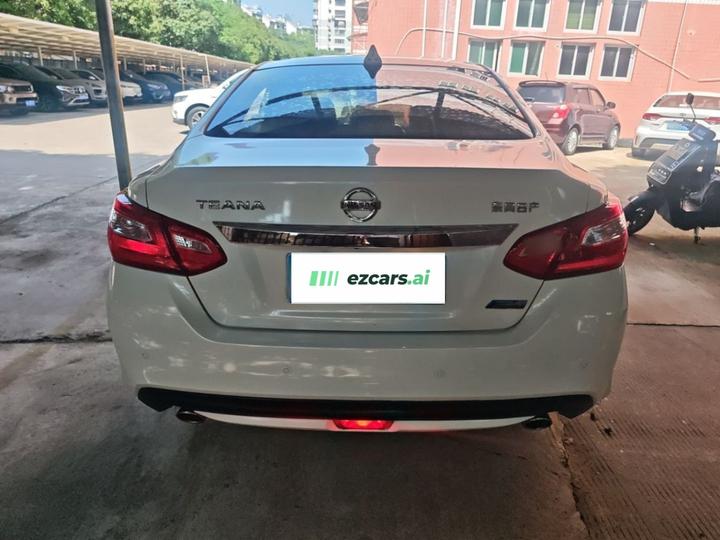 Teana 2018 2.0L XL photo 3