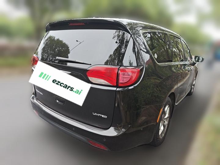Chrysler Imported 2017 3.6L Exclusive photo 6