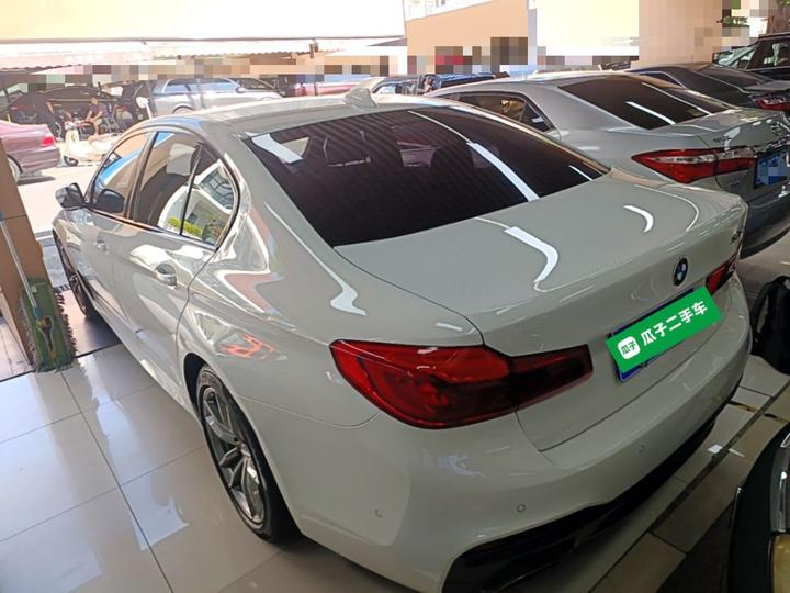 5 Series Imported 2019 Facelift 525i M Sport Package photo 4